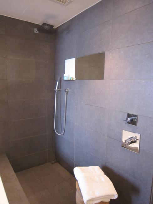 Room-12.JPG